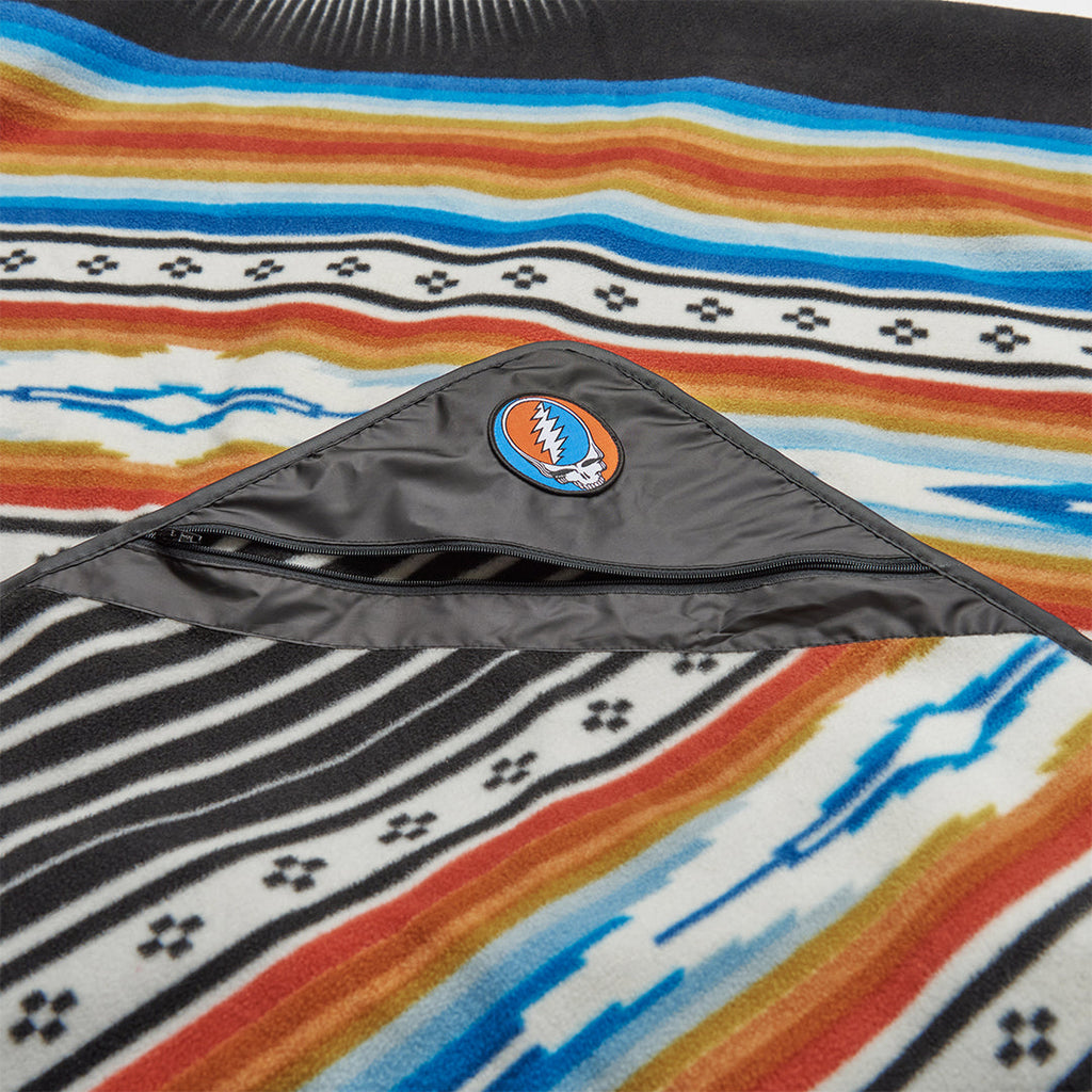 Slowtide Frisco Camp BlanketMulti — REAL Watersports