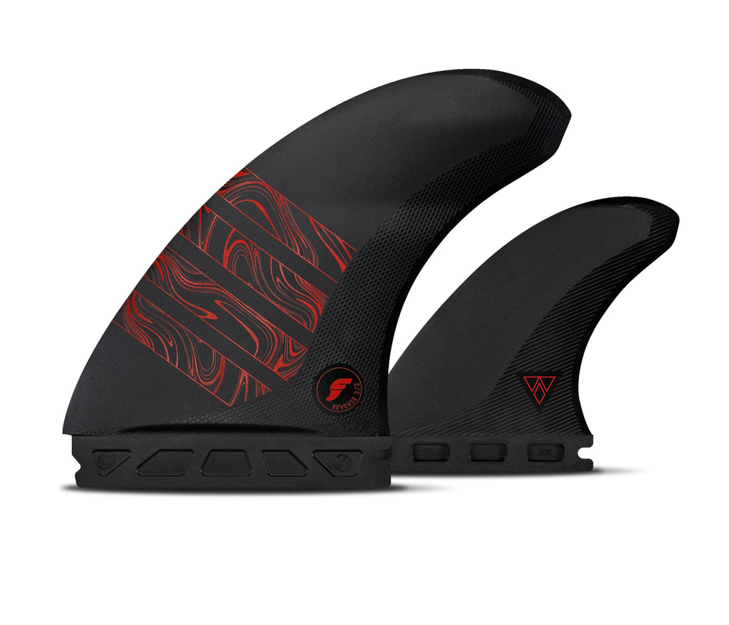 Futures Alpha Reverse 3/2 Twin Twin Fin Set-Carbon/Red — REAL