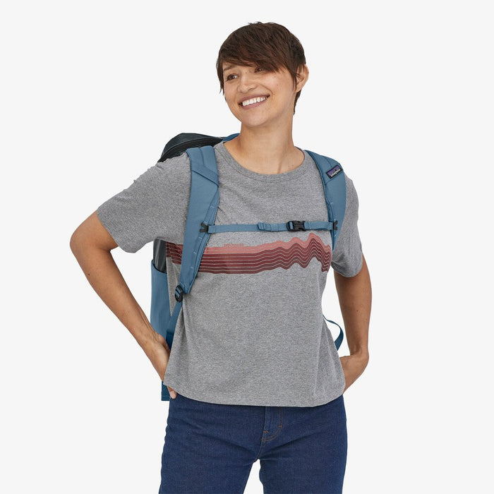 Patagonia Black Hole 25L Backpack-Abalone Blue