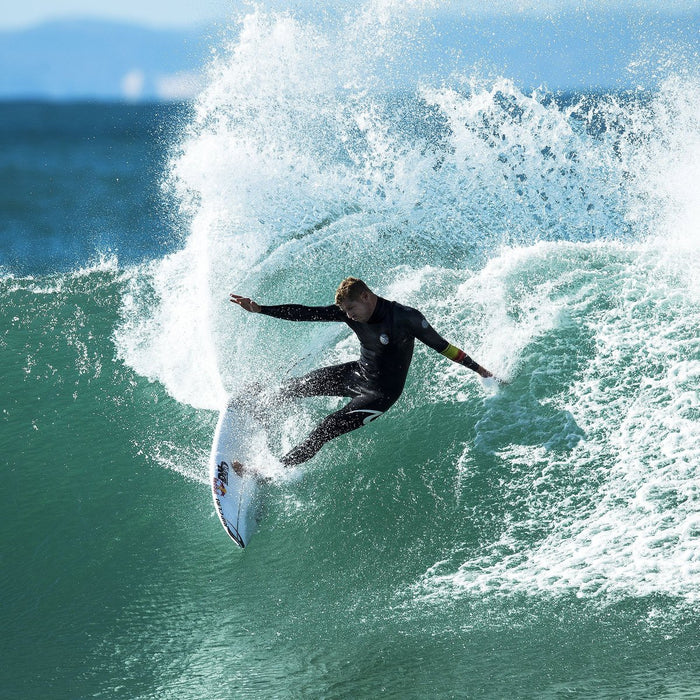 FCS Mick Fanning MF PC Tri Fin Set-Black/White-Medium