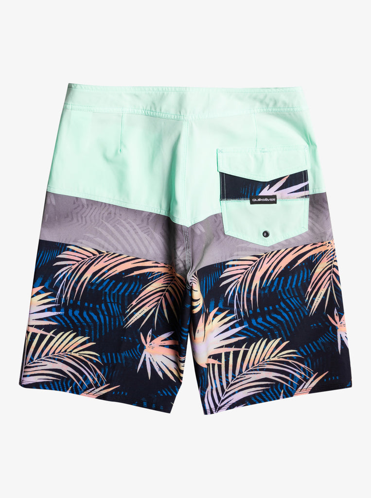 Quiksilver Surfsilk Panel 20 Boardshorts Beach Glass 28