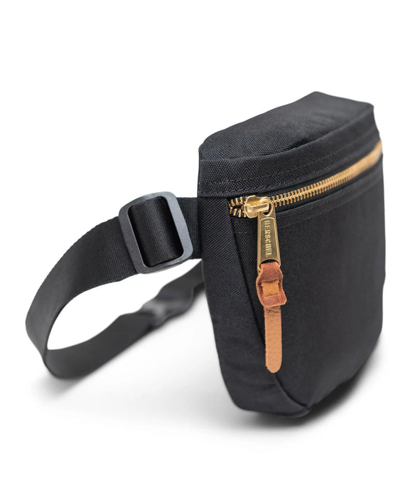 Herschel Settlement Hip Bag-Black