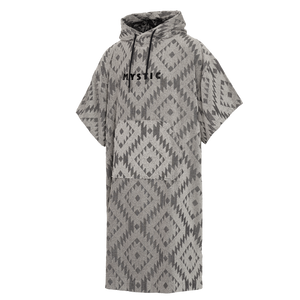 Mystic Jacquard Poncho-Black / White