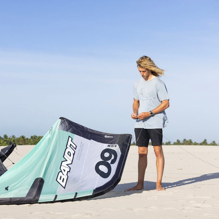 F-One Bandit V17 Kite Package w/ Trax Board & Linx Bar