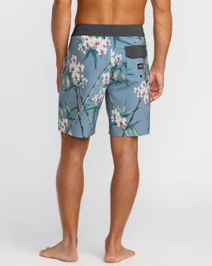Billabong Sundays Pro Boardshorts-Steel Blue