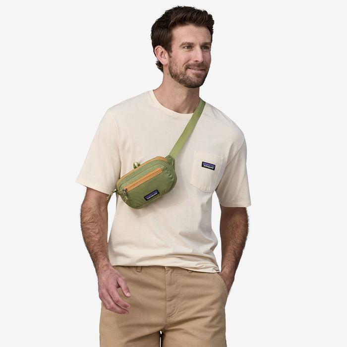 Patagonia Ultralight Black Hole Mini Hip Bag-Buckhorn Green