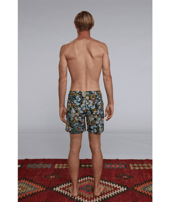 Patagonia Hydropeak Volley 16 in Boardshorts-Undersea: Black