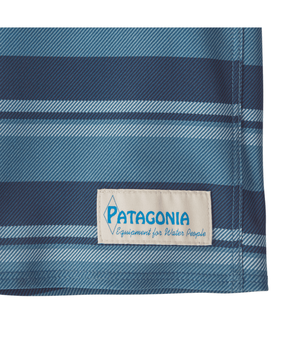 Patagonia Hydropeak 21 in Boardshorts-Twinnie Stripe: Still Blue