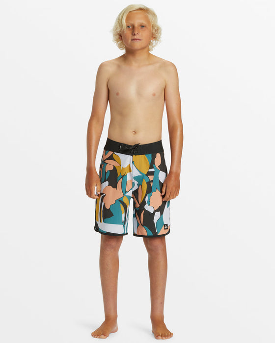 Quiksilver Youth Surfsilk Scallop 17 Boardshorts-Black