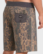 Billabong Sundays Pro Boardshorts-Khaki