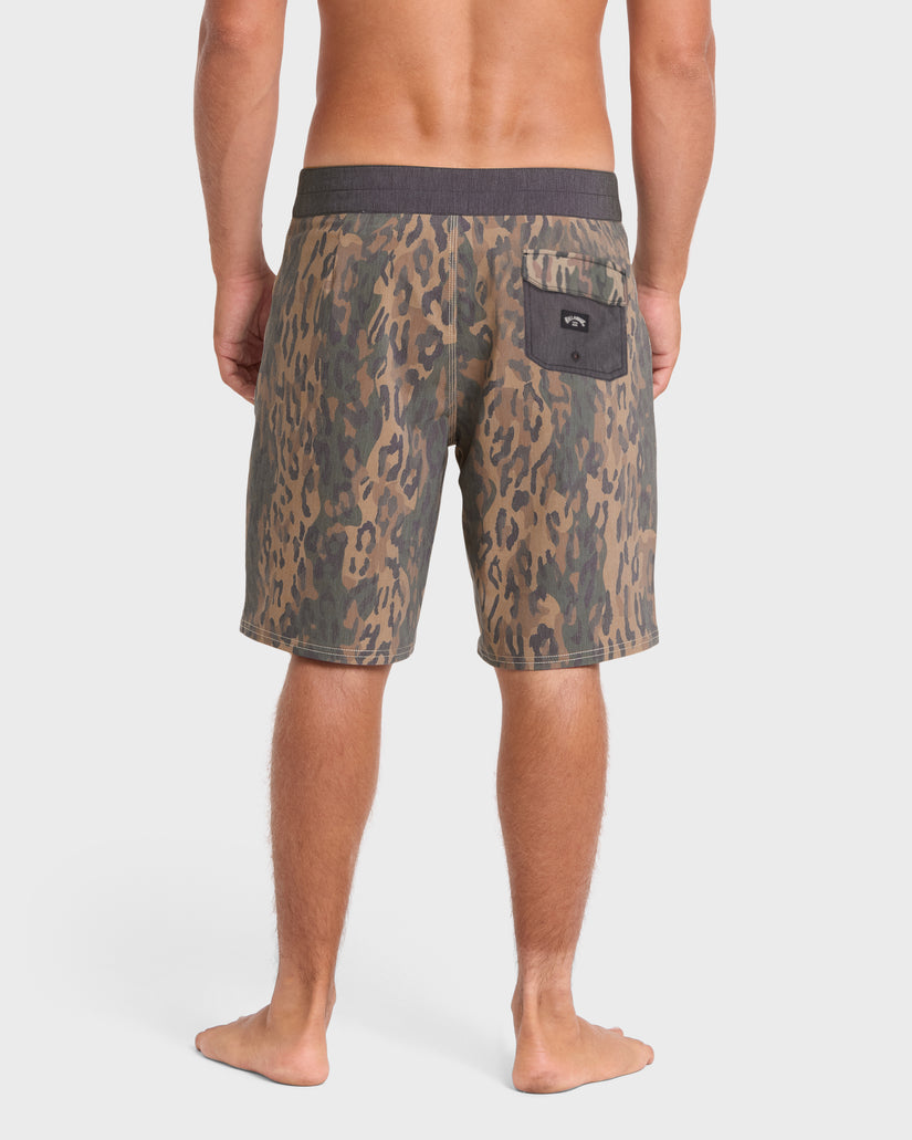 Billabong Sundays Pro Boardshorts-Khaki