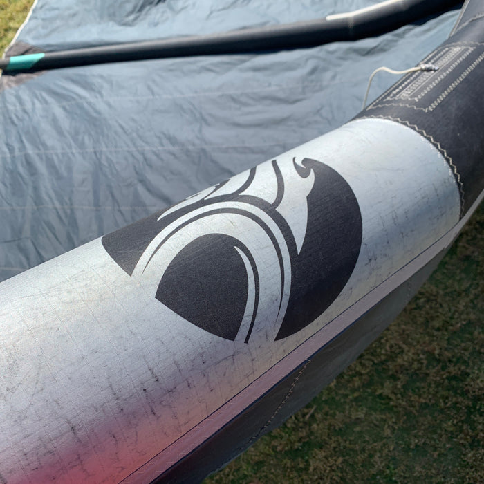 USED 2022 Cabrinha Contra Kite-13m w/Bar