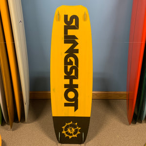 USED Slingshot Misfit Kiteboard-146cm w/Straps