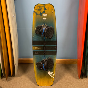 USED Slingshot Misfit Kiteboard-146cm w/Straps