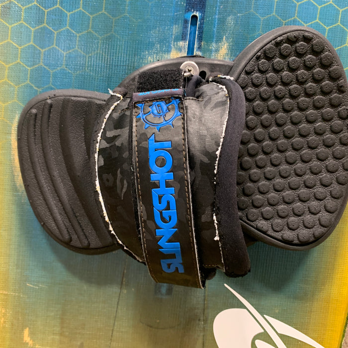 USED Slingshot Misfit Kiteboard-146cm w/Straps