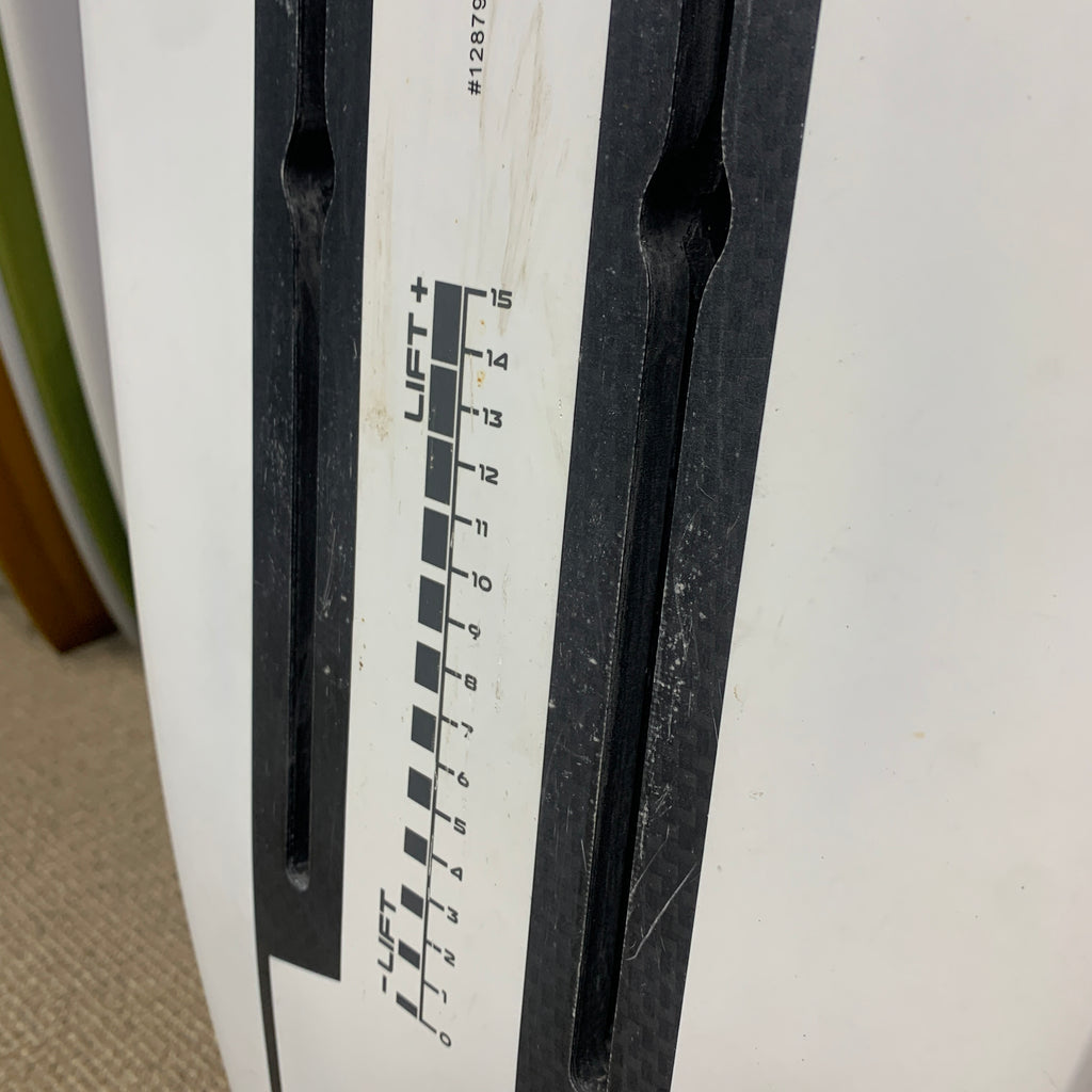 USED Armstrong Midlength FG Foilboard-5'5" x 55L