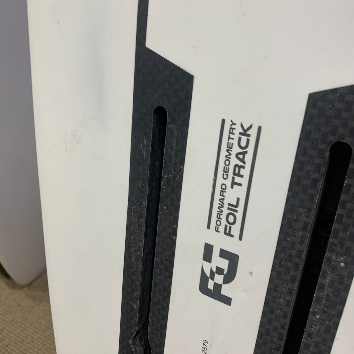 USED Armstrong Midlength FG Foilboard-5'5" x 55L