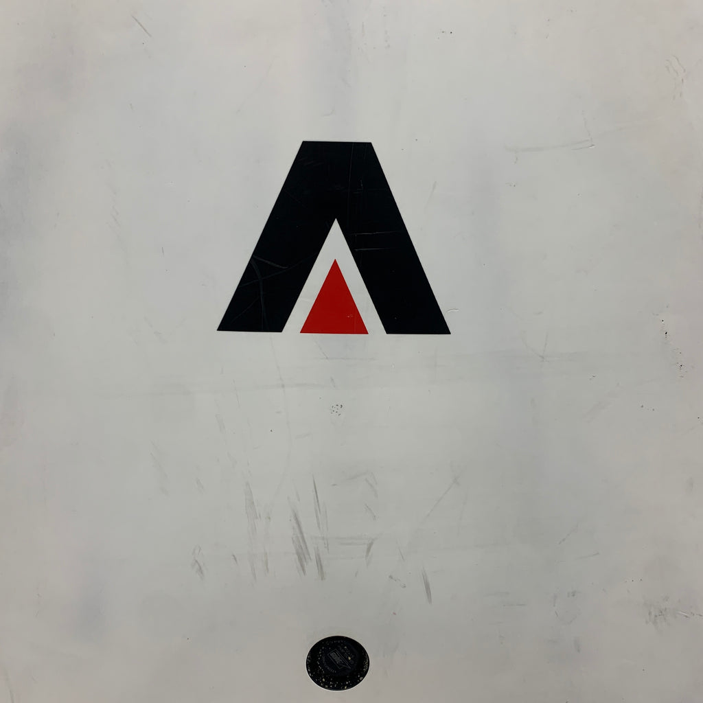 USED Armstrong Midlength FG Foilboard-5'5" x 55L