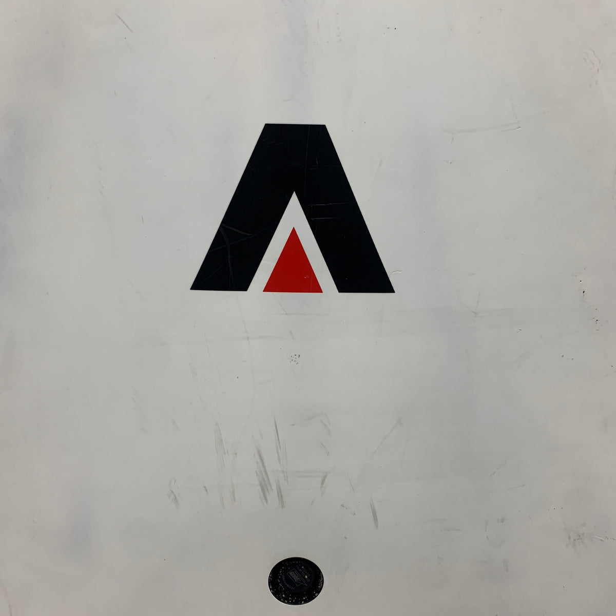 USED Armstrong Midlength FG Foilboard-5'5" x 55L