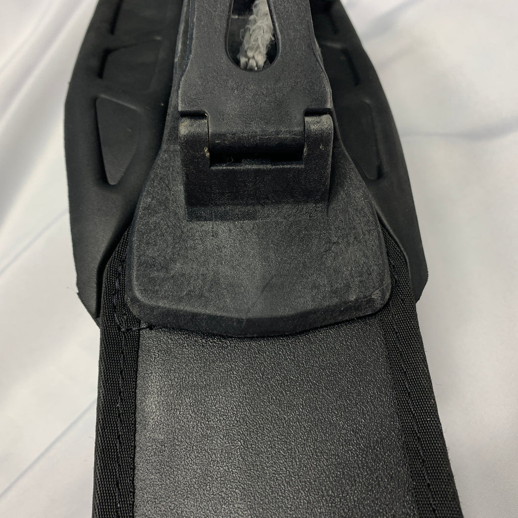 USED 2025 Prolimit Harness-Med. w/Slider Bar & Hook Bar