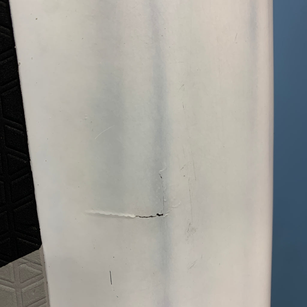 USED Armstrong FG Wing SUP Foilboard-4'11" x 60L