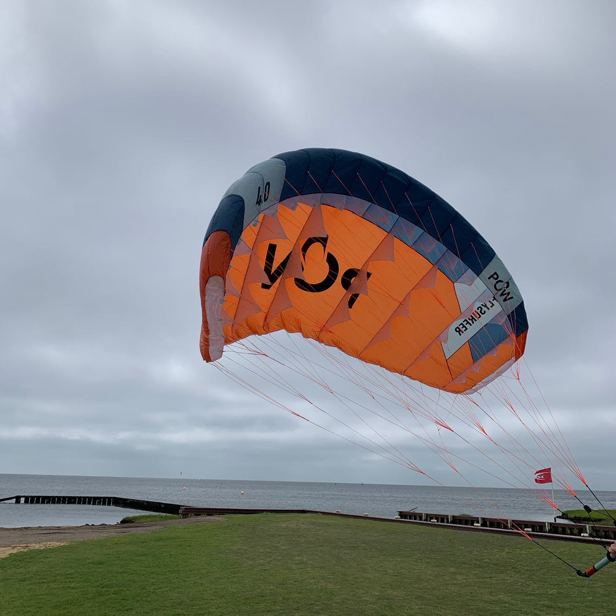 USED Flysurfer POW Parawing-4m