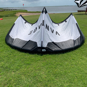 USED Vantage Vulture Gen 2 Kite-12m