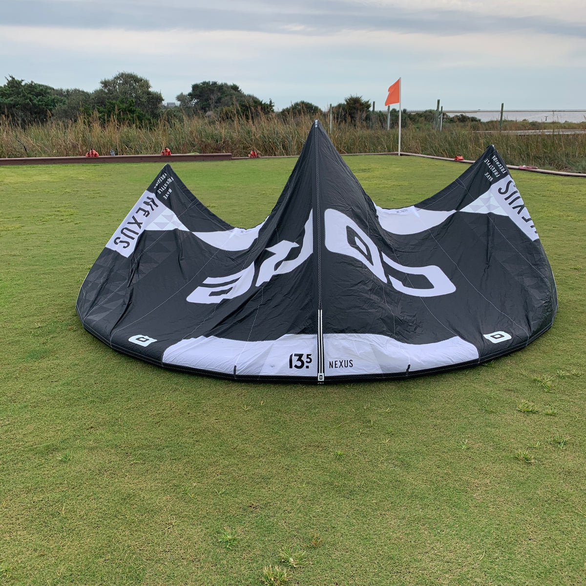 USED Core Nexus 2 Kite-13.5m-Black