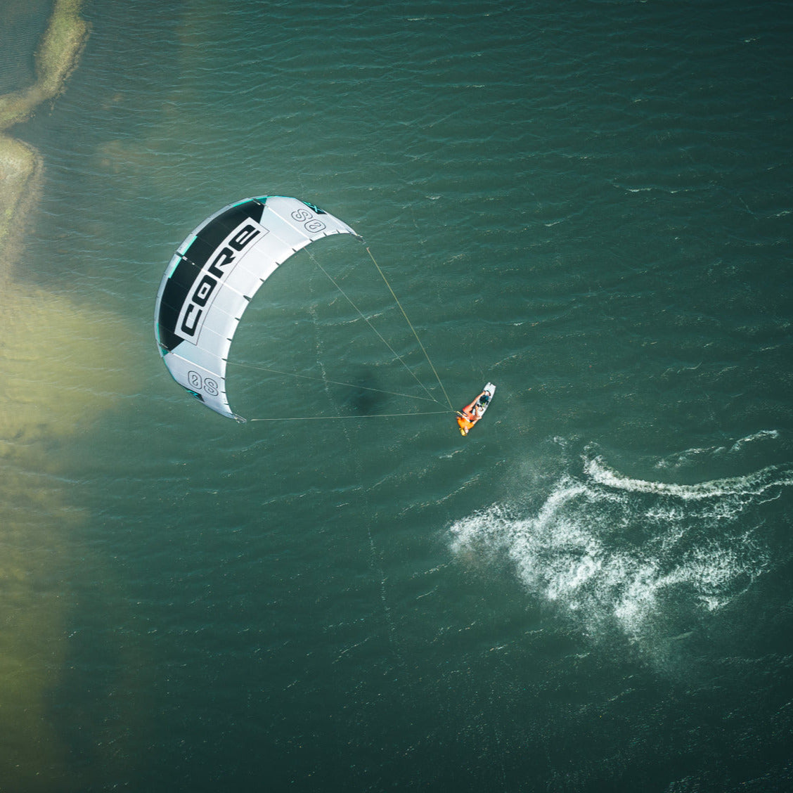 Core XR8/XR8 LW Kite – REAL Watersports