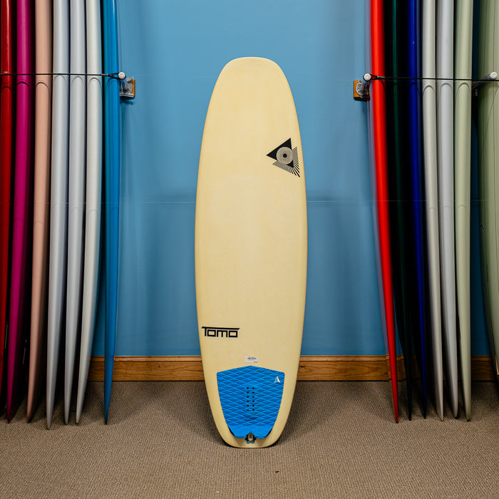 Actual Board: USED Tomo EVO 5'8" — 35.6L