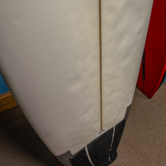USED Mike Rowe Surfboard 6'1"