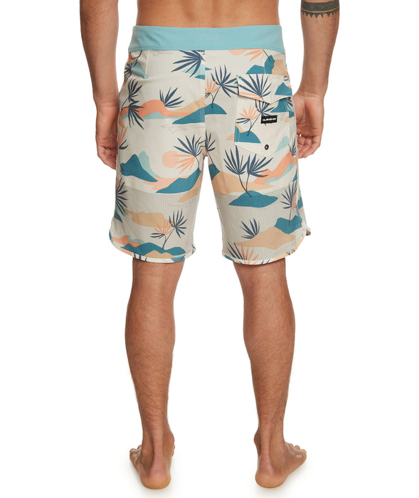 Quiksilver Highlite Scallop 19 Boardshorts-Birch