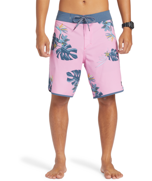 Quiksilver Surfsilk Scallop 19 Boardshorts-Moonlite Mauve