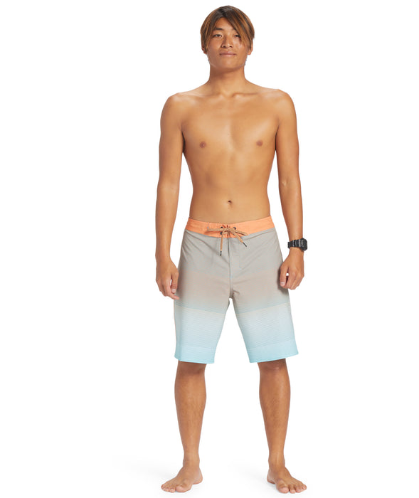 Quiksilver Surfsilk Massive 20 Boardshorts-Cameo Blue