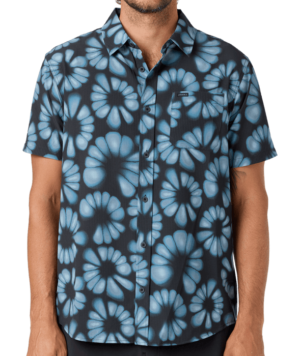 O'Neill Trvlr Perforated Printed Standard Shirt-Black
