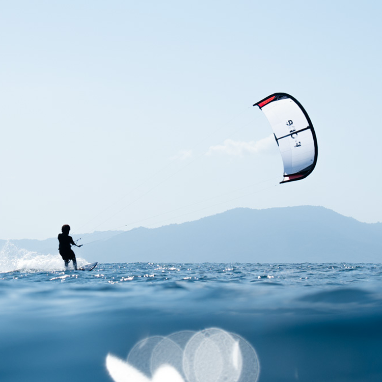 F-One Addikt 2 Kite lifestyle