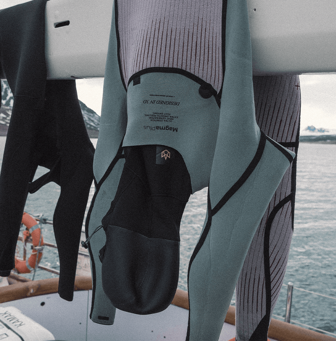 Manera Magma Hooded 5/4/3 FZ Wetsuit-Black