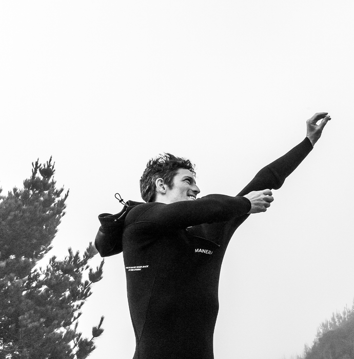 Manera Magma Hooded 5/4/3 FZ Wetsuit-Black