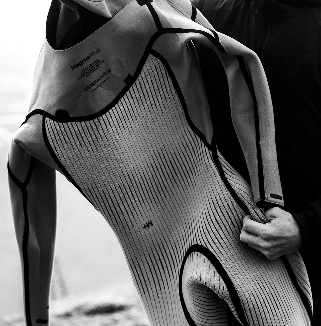 Manera Magma Hooded 5/4/3 FZ Wetsuit-Black