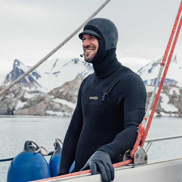 Manera Magma Hooded 5/4/3 FZ Wetsuit-Black