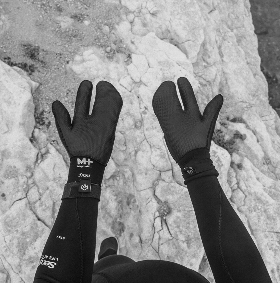 Manera MAGMA 5mm Lobster Gloves-Black