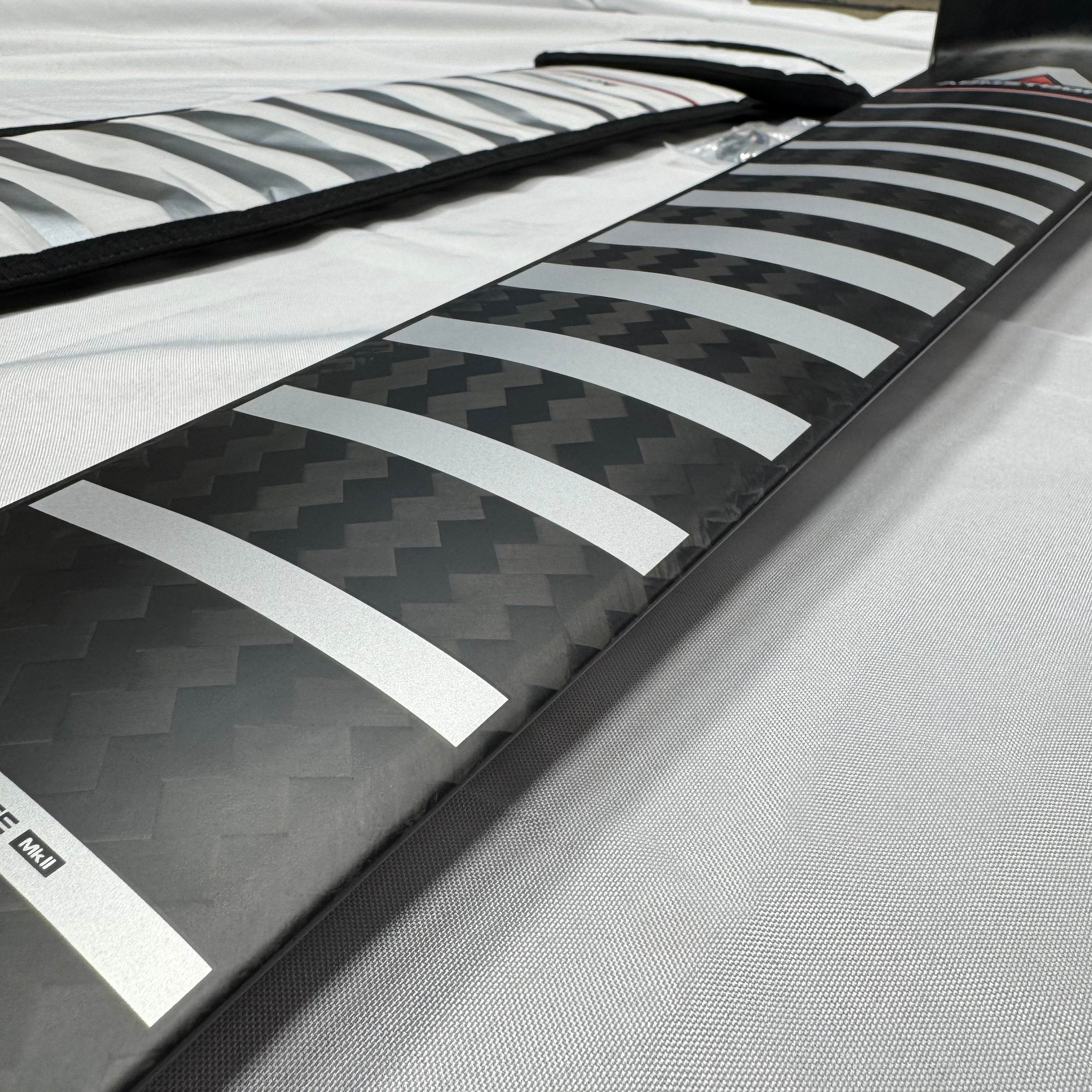 USED Armstrong A+ System Performance MKII Carbon Mast-795mm