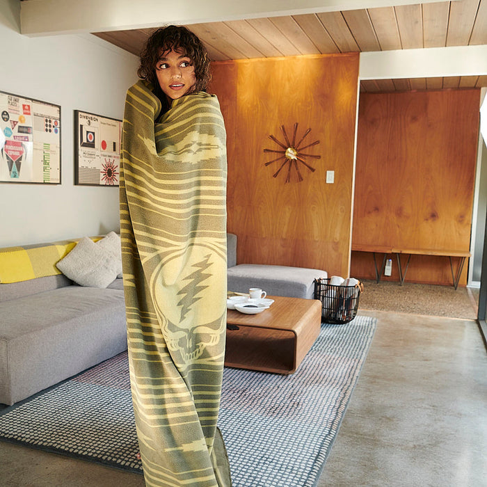 Slowtide Jammer Fleece Blanket-Moss