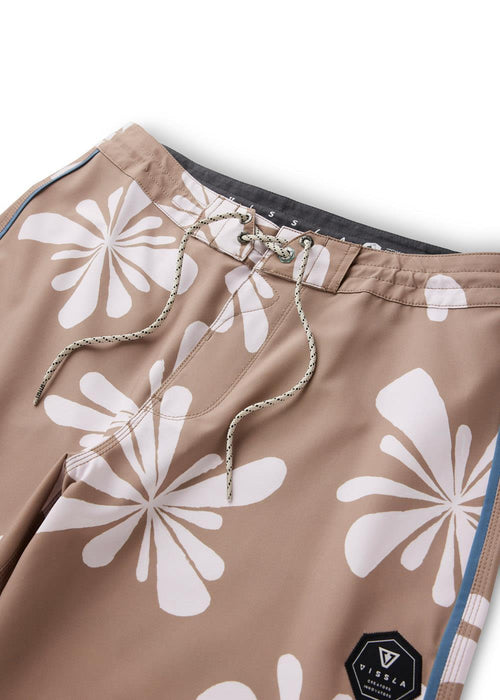 Vissla Solstice 18.5" Boardshorts-Dark Khaki