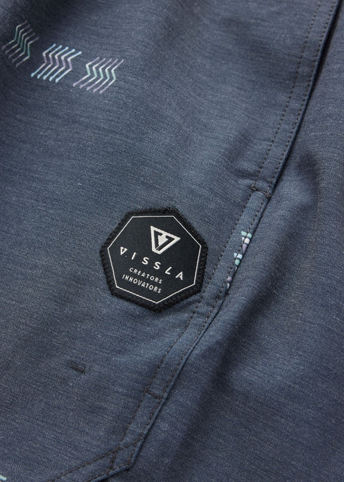 Vissla Shoreline 16.5" Ecolastic Boardshorts-Graphite