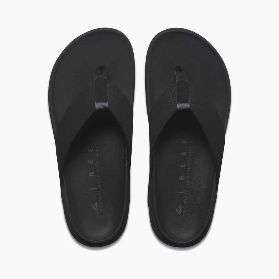 REEF The Raglan Sandal-Black/Gum