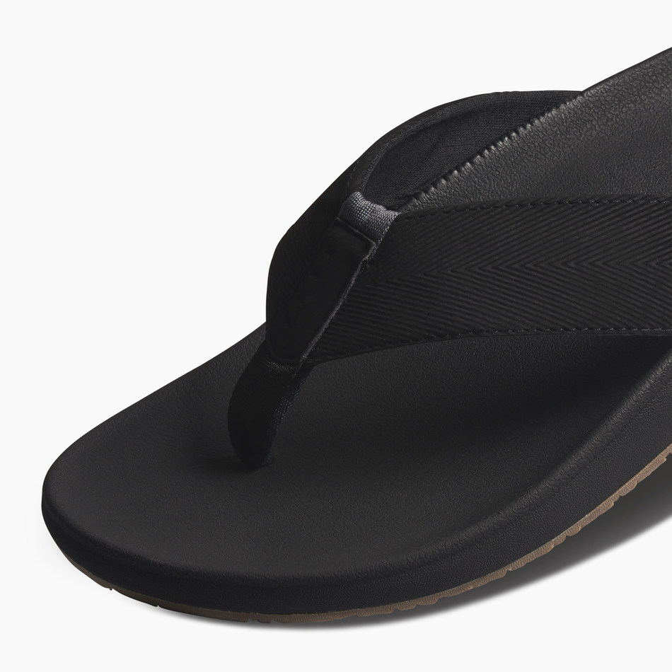 REEF The Raglan Sandal-Black/Gum