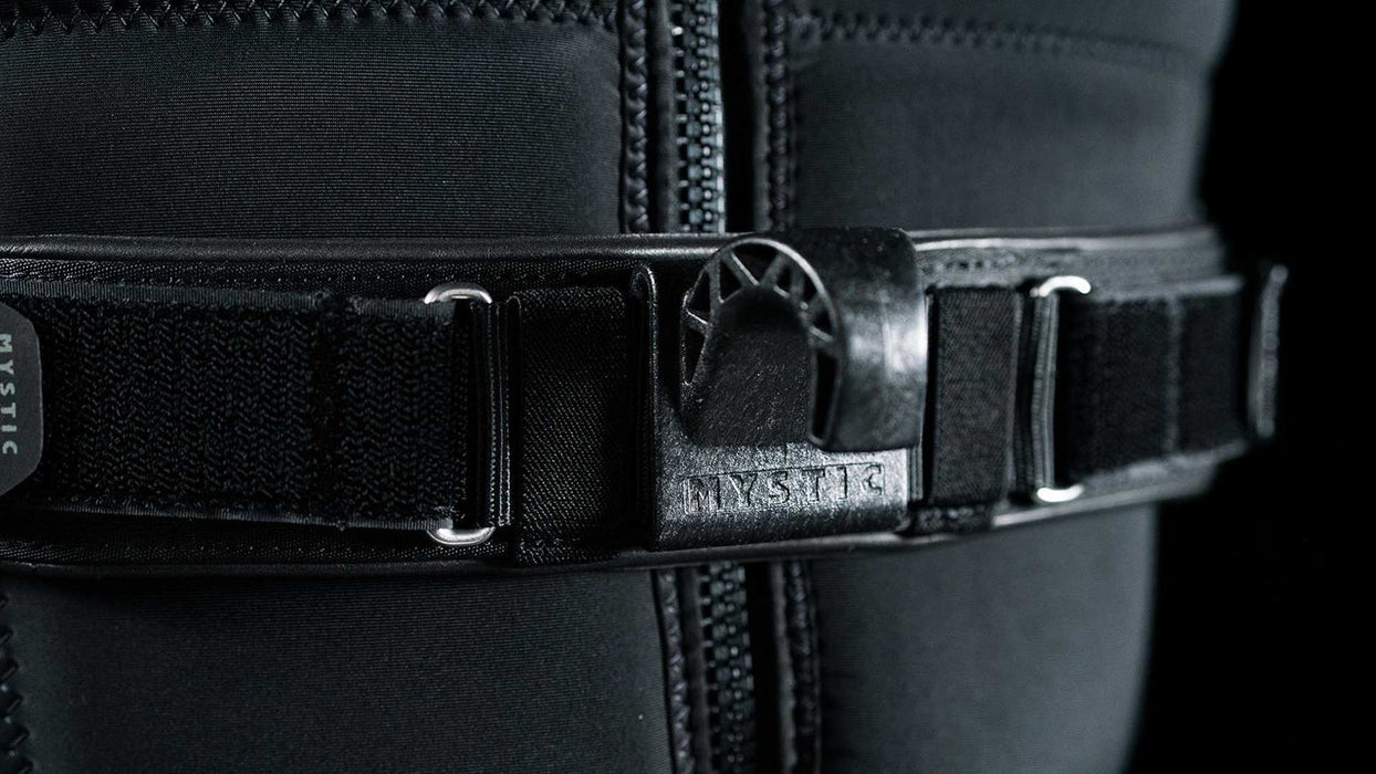 Mystic Endure Wing Impact Vest