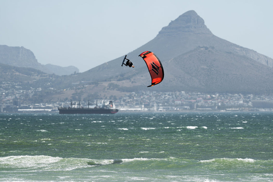 2025 Naish Psycho Kite
