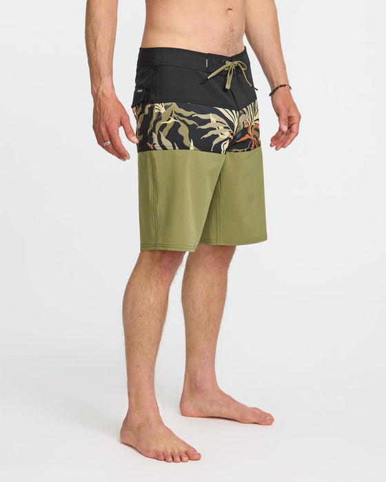 Quiksilver Surfsilk Panel 19 Boardshorts-Aloe